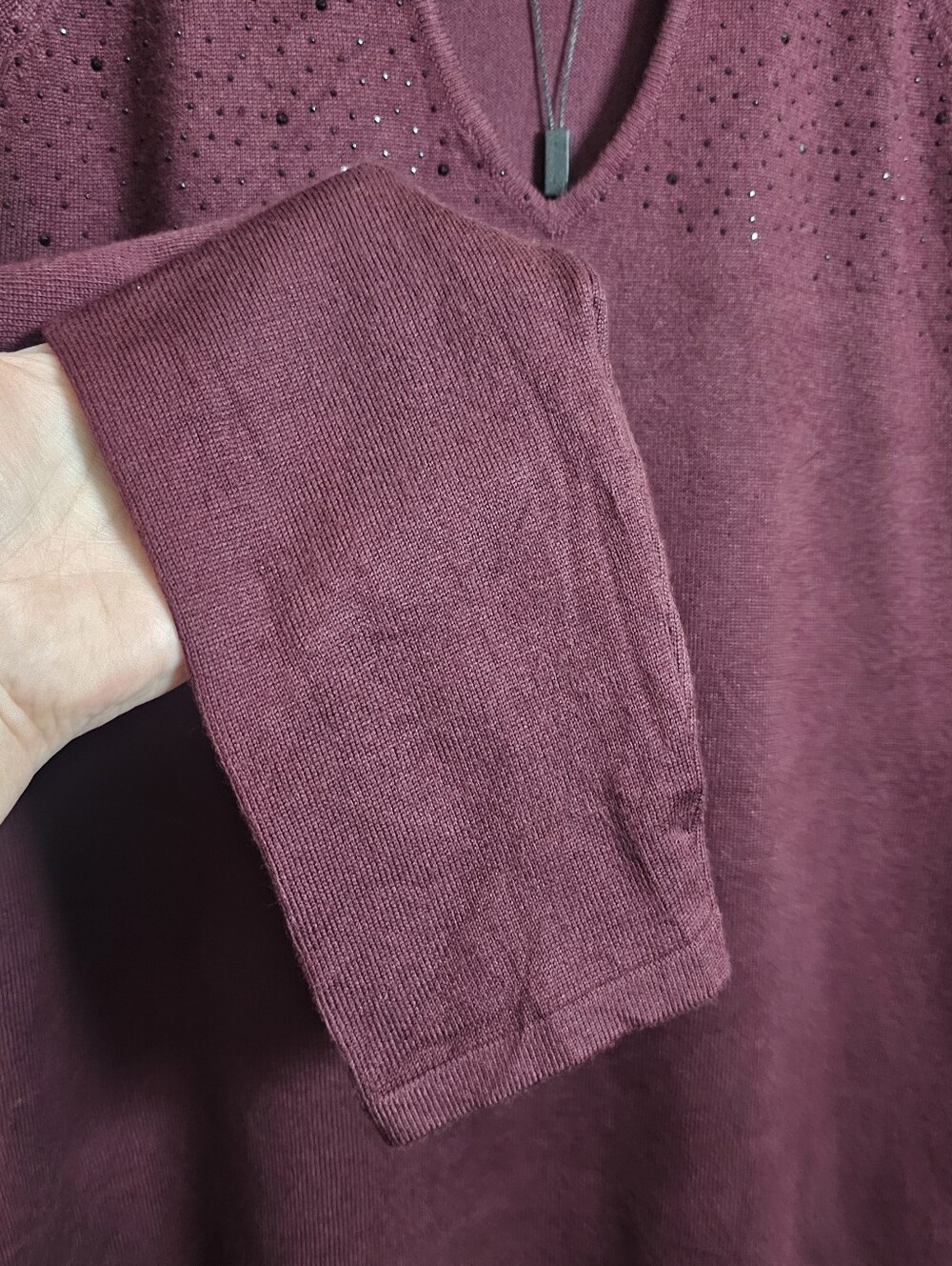 Cable & Gauge Mock Neck Keyhole cutout rhinestone long sleeve knit sweater New - Picture 3 of 11